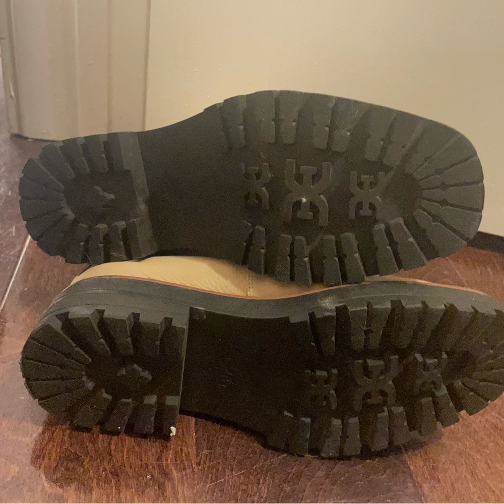 Sam Edelman Chelsea Boot 7.5 - Picture 6 of 6